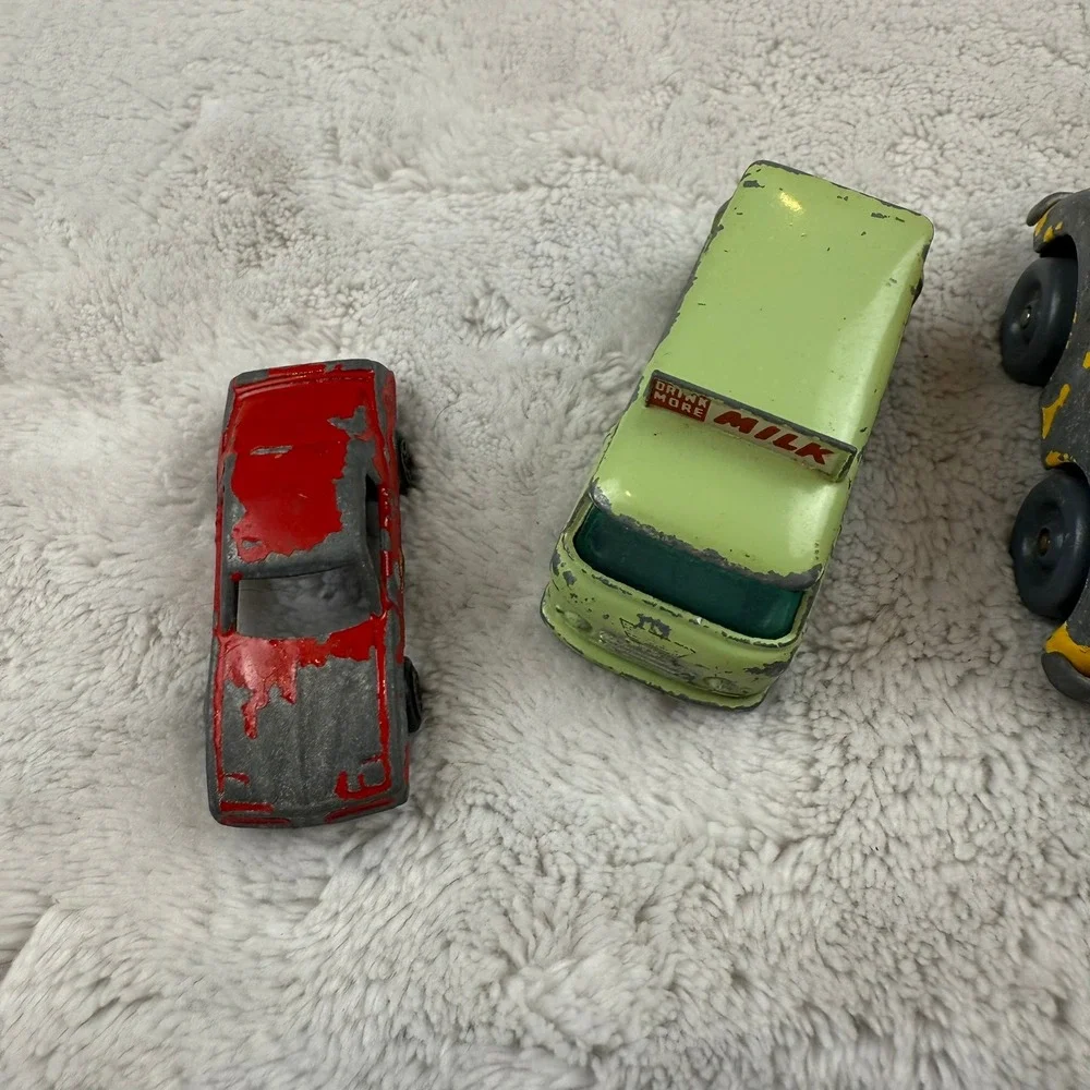 Vintage Lesney Matchbox Commer‎ Bottle Float Milk Truck Red Car Muppets Toy Lot